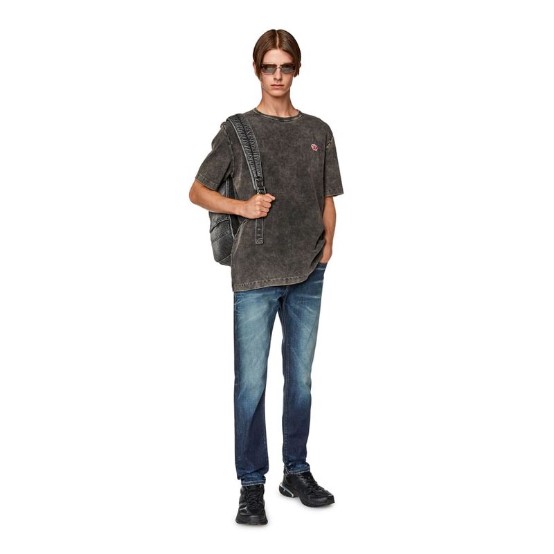 image-bf8b95b9f8d44f26a5b714a9cfa8d540