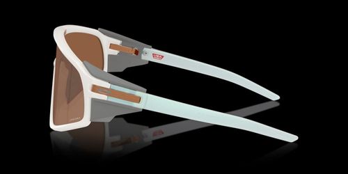 Gafas Oakley Latch Panel