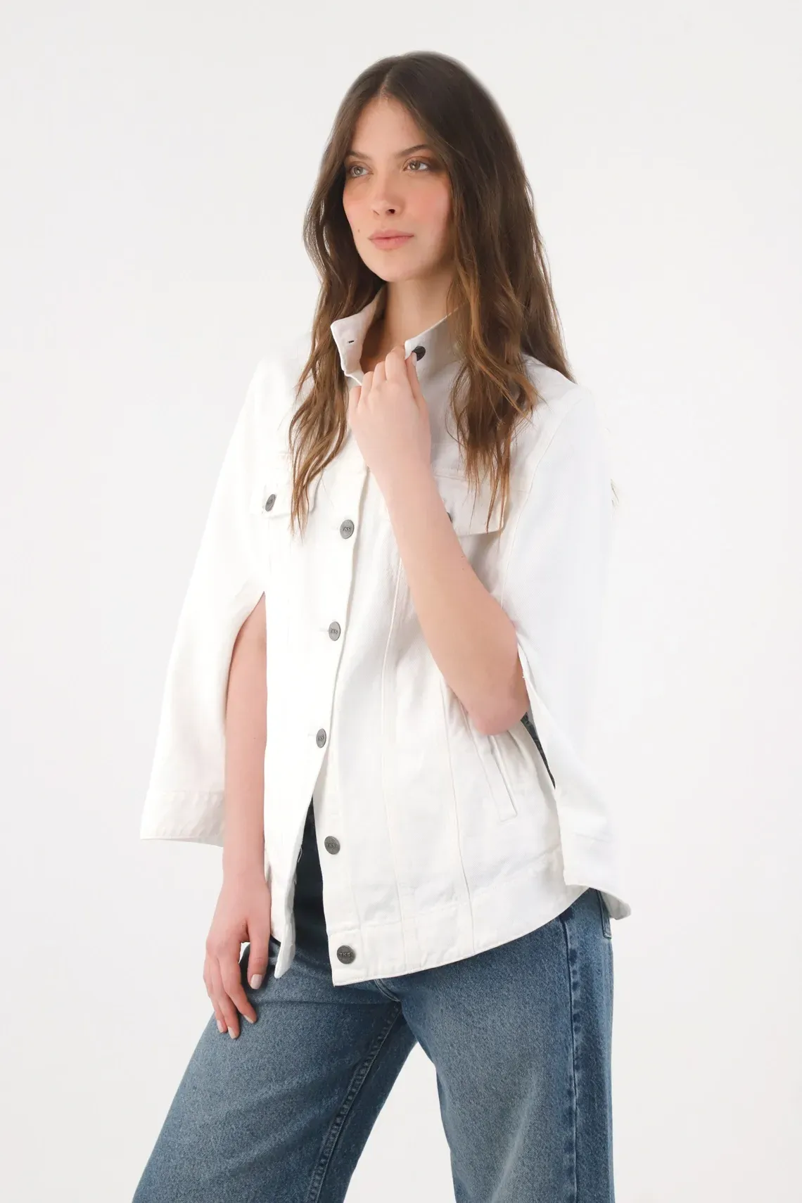 Capa para mujer algodón blanco fit relajado con botones